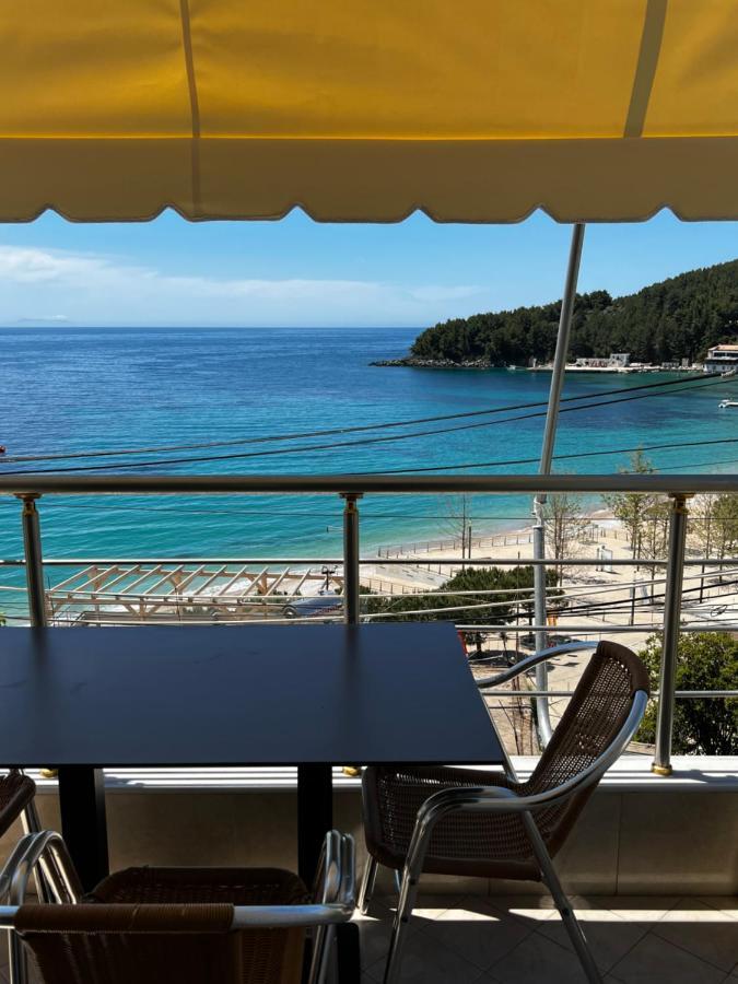 Fane'S Apartments Himare Bagian luar foto